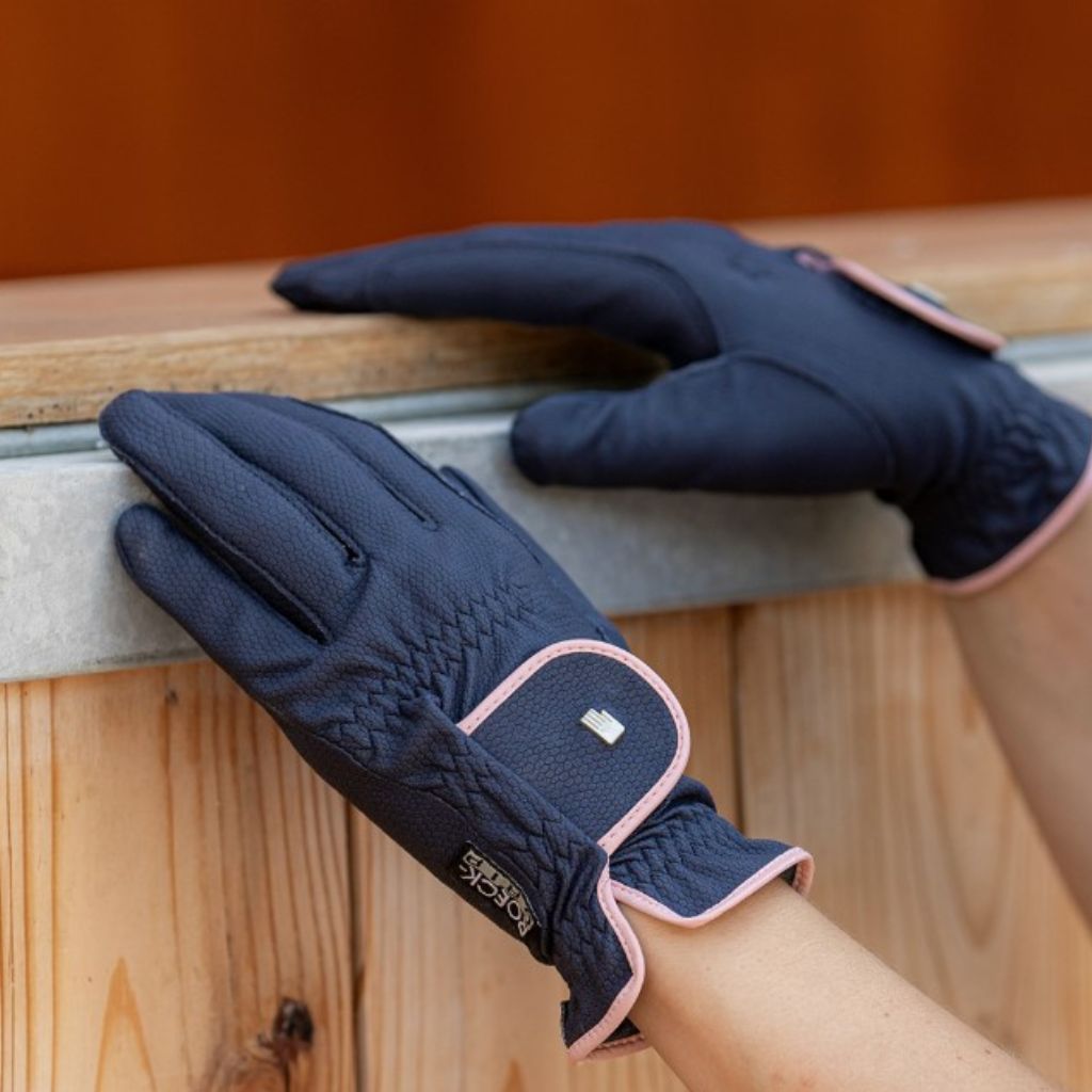 Gloves & Socks - Canterbury Saddlery