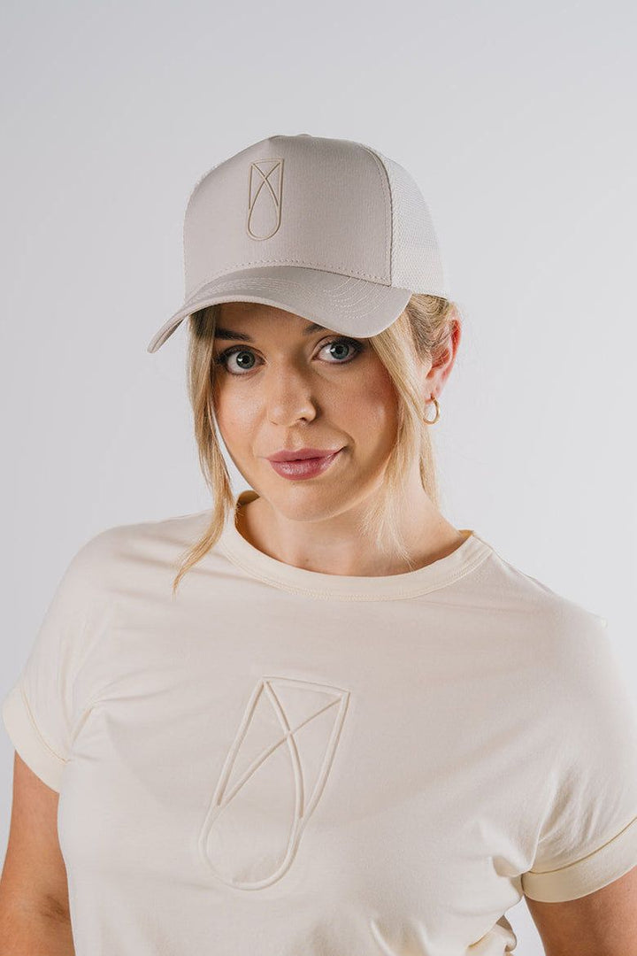 Étoile EQ Mesh Cap - Sand - Canterbury Saddlery