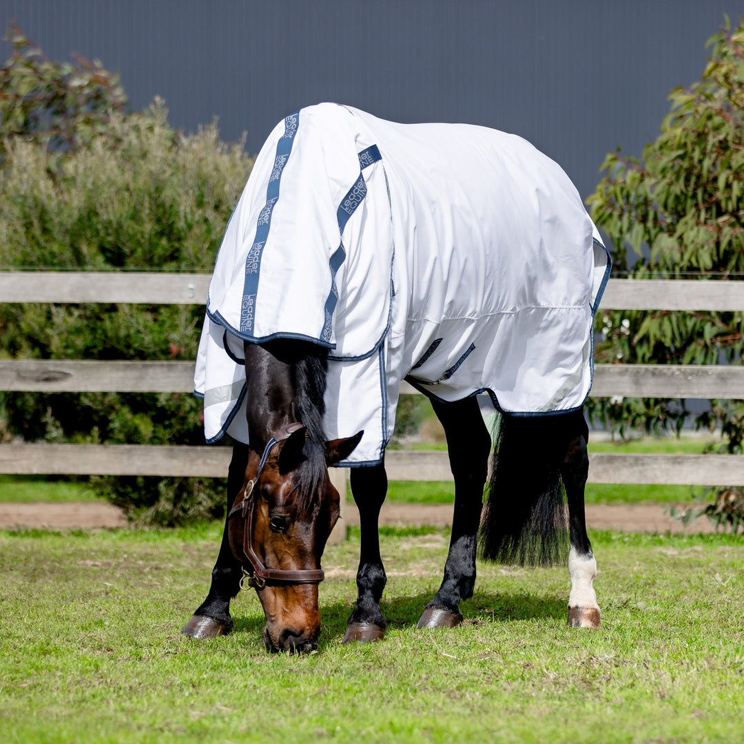 LE Fieldsafe Summer Sheet - White with Navy/Silver